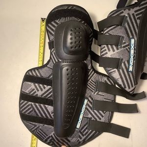 SixSixOne knee shin pads / guards mountain dirt bike motocross downhill adult S